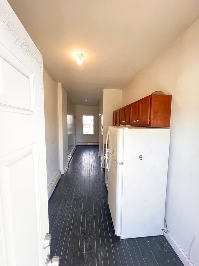 Photo - 727-737 HALLET ST Unit 733 Hallet St - Studio (2)