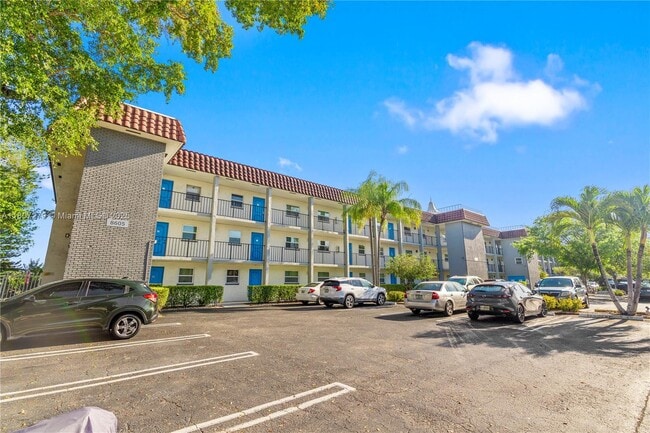 Photo - 8605 W Sample Rd Condo Unit 306
