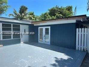 Building Photo - 1410 SW 28th St Unit A