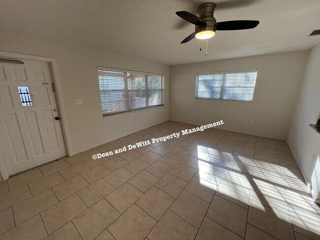 Photo - 1 Bed/1 Bath - Unit 212