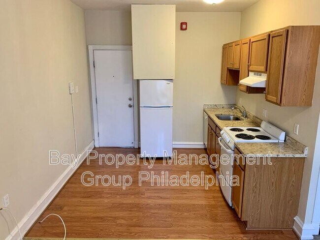 Photo - 4437 Chestnut St Unit 3F