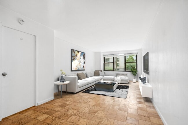 Photo - 10 Huron Ave Condo Unit 1E