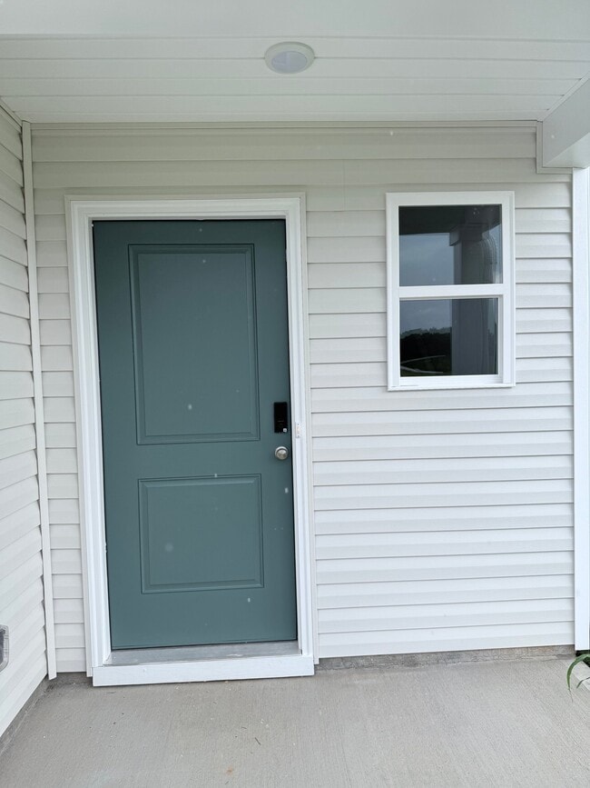 404 sweltry Dr