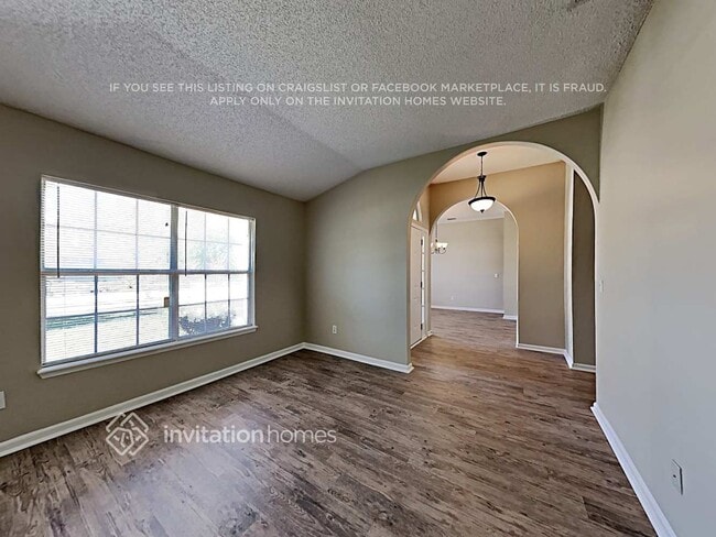 Photo - 8043 Sable Creek Dr E