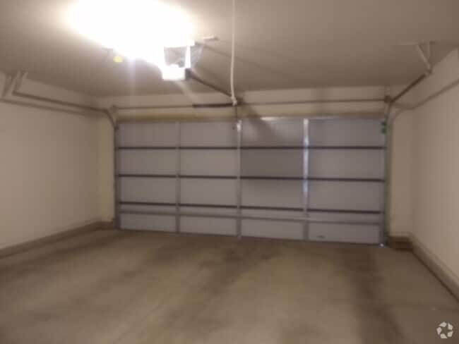 Building Photo - 9708 Ross Avenue Rental