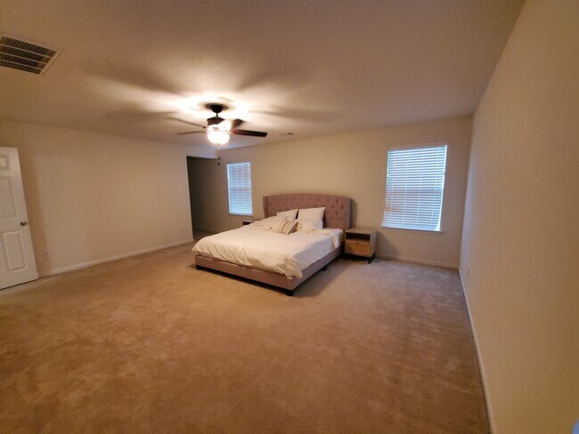 Photo - 3508 Saxton Green Rd