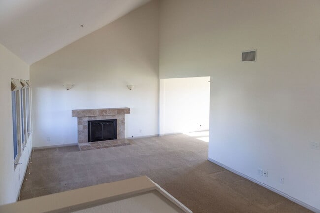 Photo - Spacious 4-Bed, 2-Bath Home with Breathtak...