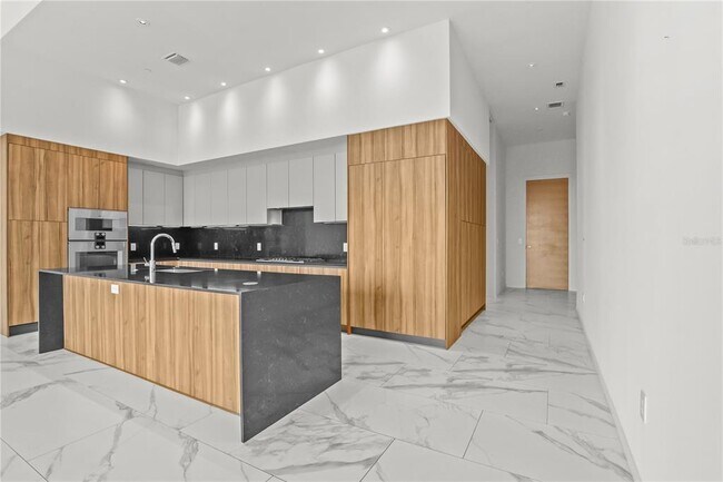 Photo - 1020 Sunset Point Rd Unit 710