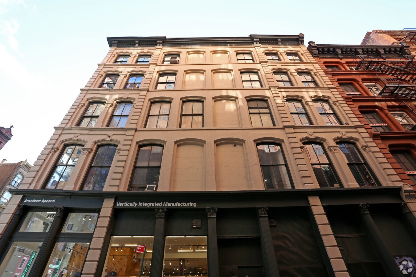 Photo - 140 W Broadway