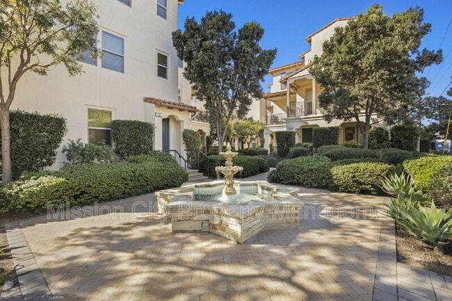 Building Photo - 569 E Montecito St Rental