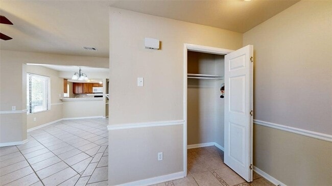 Photo - 1506 Lemon Tree Ln
