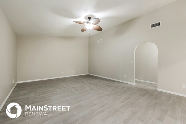 Photo - 9 Jefferson Ave