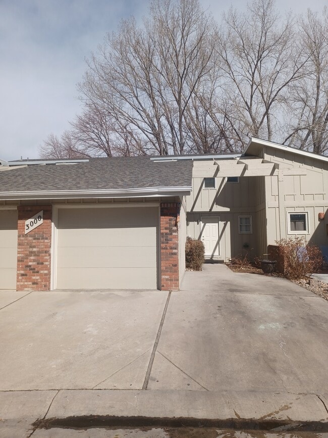 Photo - 3000 Regatta Ln