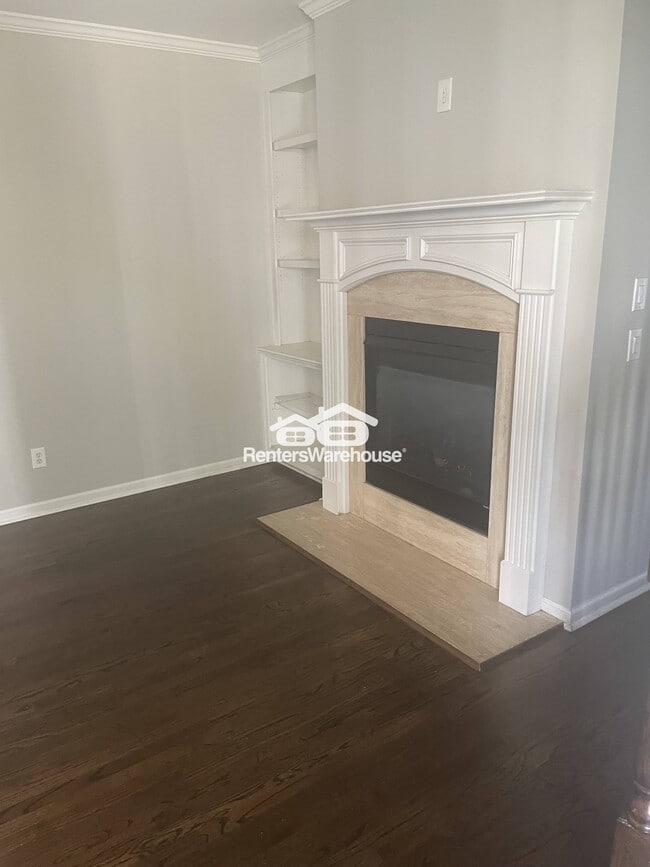 Photo - 1213 Discover Green Ln