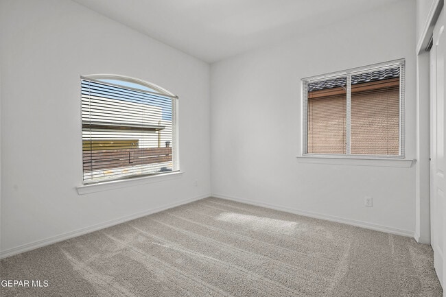 604 Cedarwood Ave