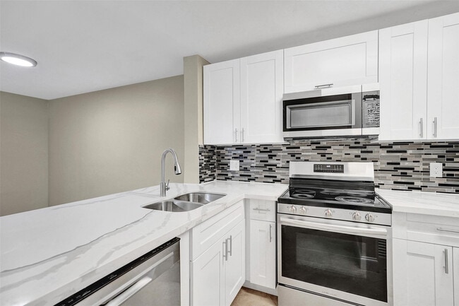 Photo - 10733 Cleary Blvd Unit 101