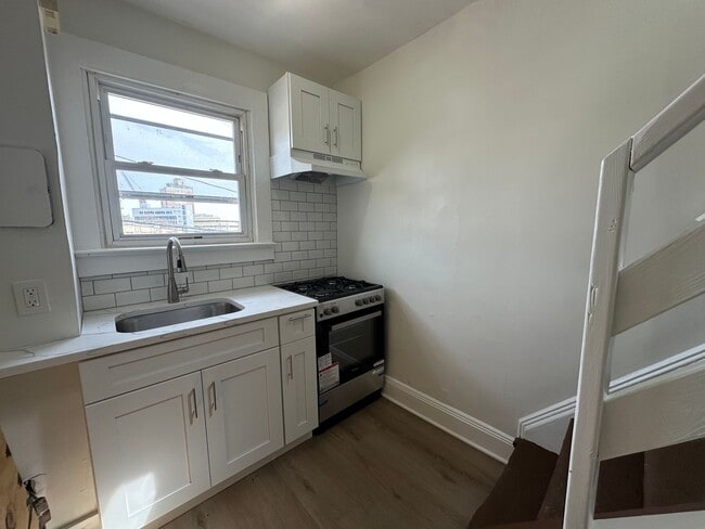 Photo - 300 Redmond St Unidad Apt 3