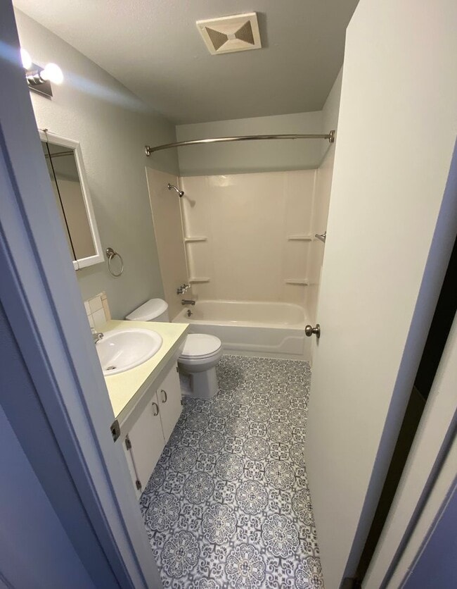 Photo - PM112 Unit B