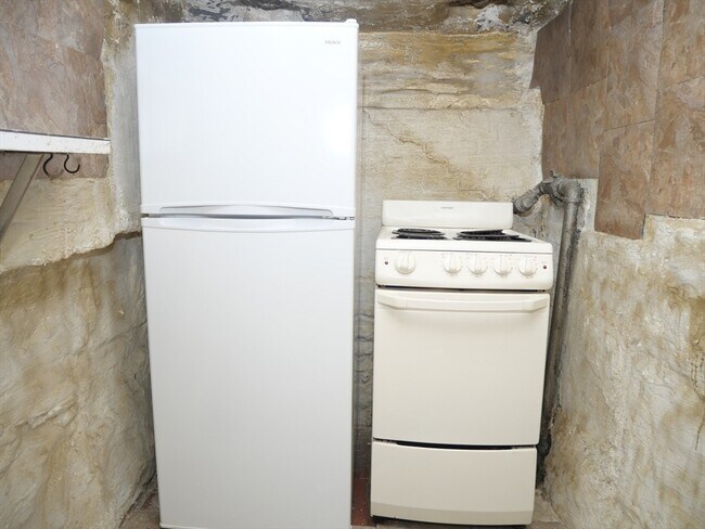 Photo - 259 W Newton St Unit 3