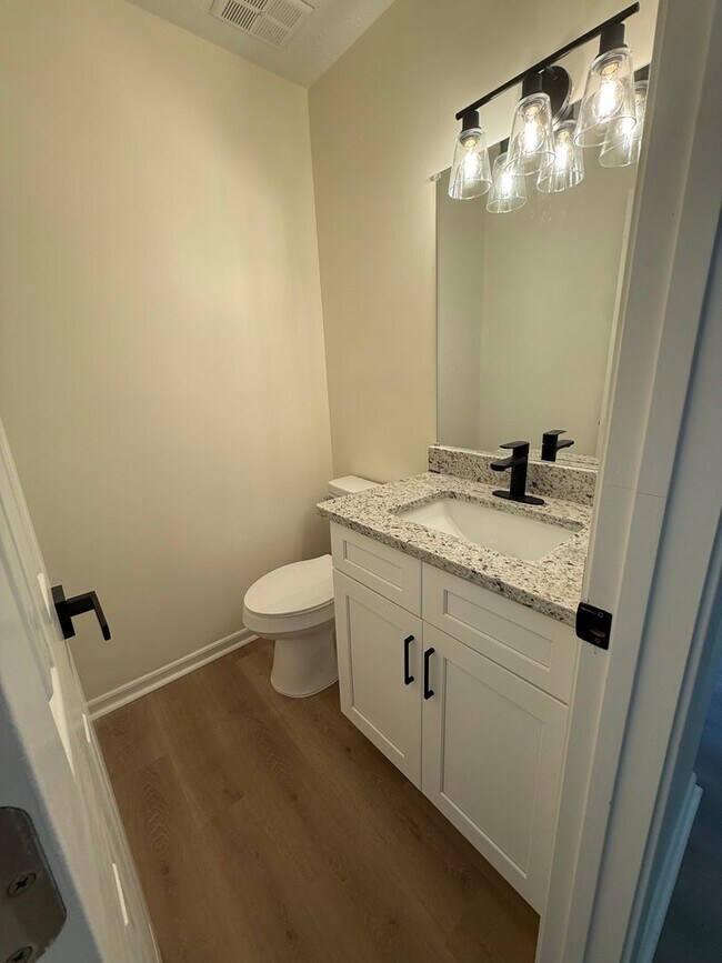 Photo - 208 Highland Park Dr Unidad 208