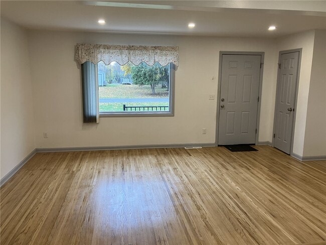 Photo - 46 Sienna Dr