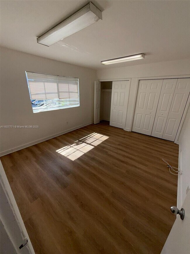 Photo - 13700 NE 6th Ave Unidad 201 Rental