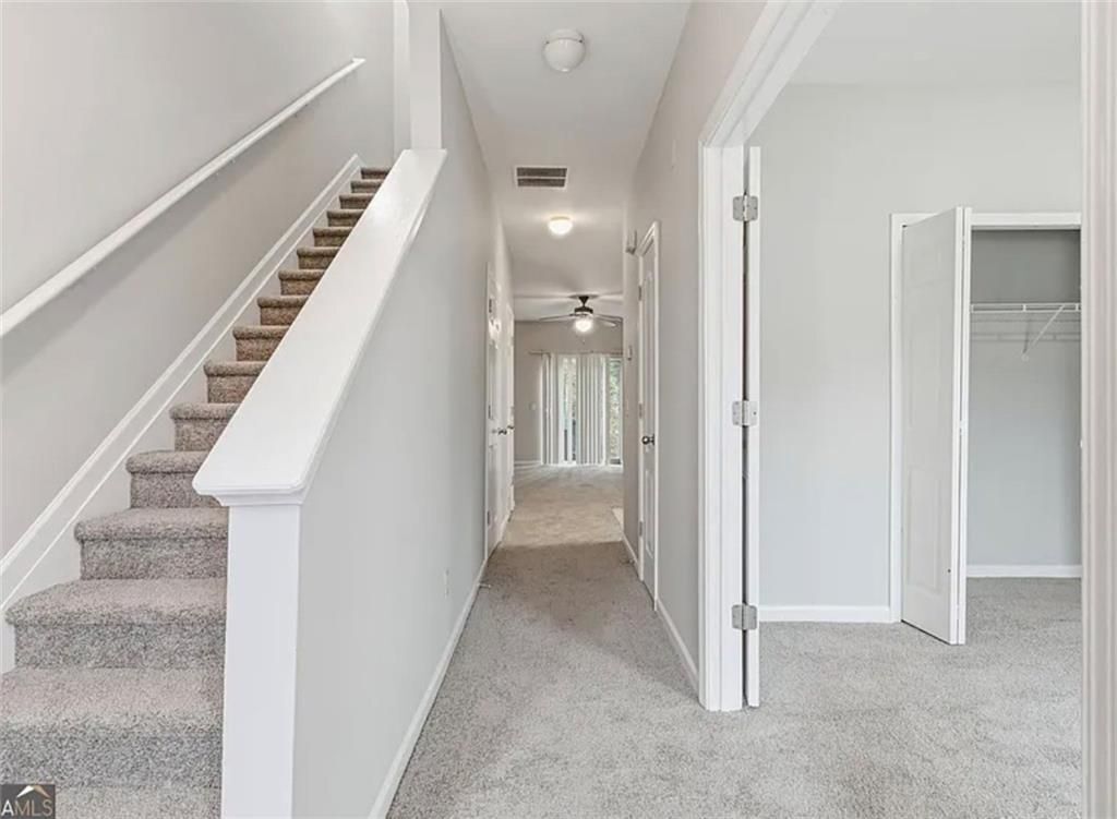 Photo - 585 McWilliams Rd SE