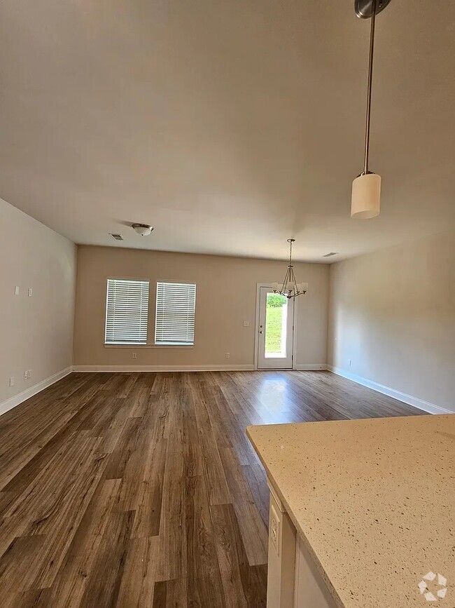 Building Photo - 816 Arrington Way Rental