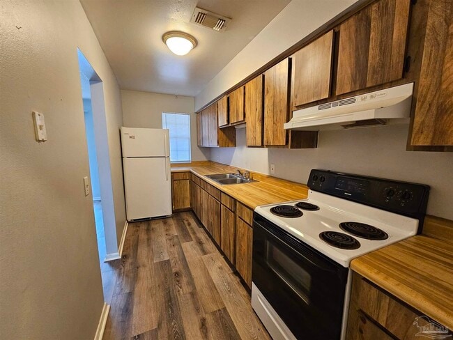 Photo - 6288 Hamilton Bridge Rd