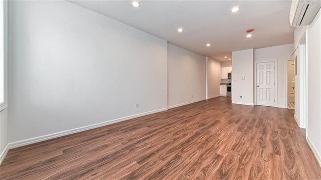 Photo - 525 BROADWAY Unidad 4