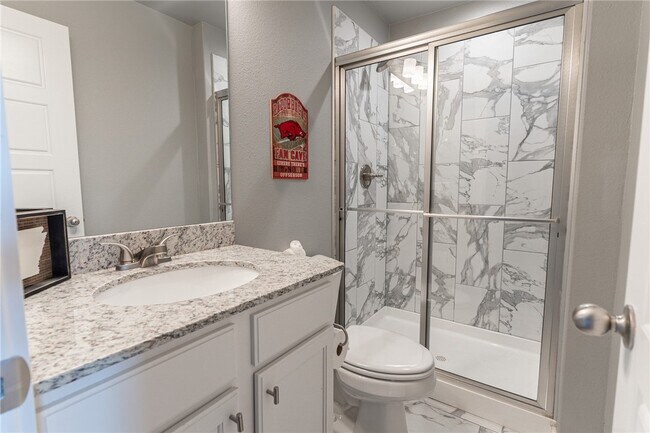 Photo - 2805 W Lakewood Dr