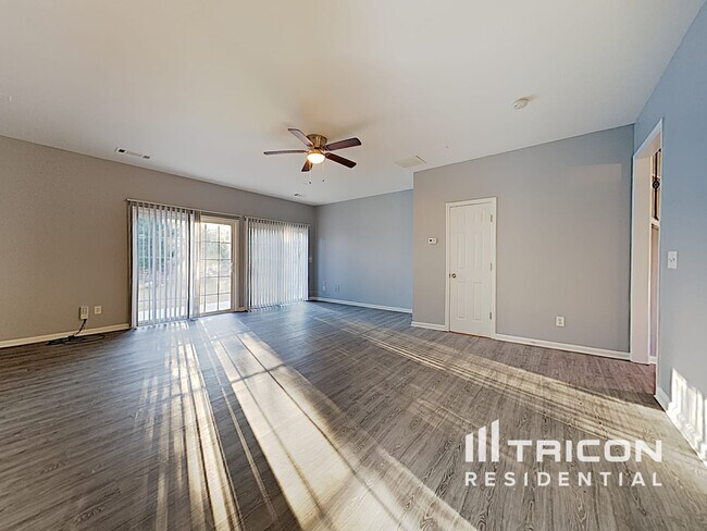 Photo - 3038 Deerborne Ct