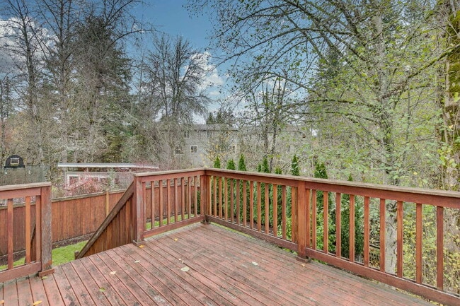 Photo - Spacious 4 bedroom home in Redmond!