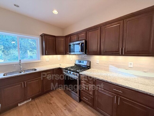 Photo - 11608 NE 2nd Ave