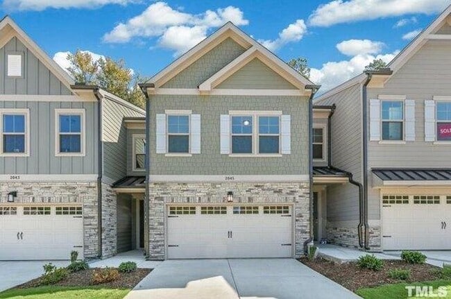 Photo - 2045 Maggie Vly Dr