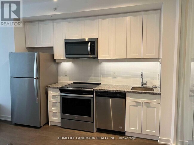 Photo - 621 Sheppard Ave E Unit 302