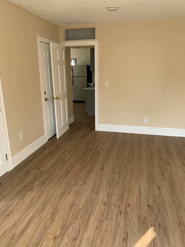 Photo - 51 Beacon St Unit 2