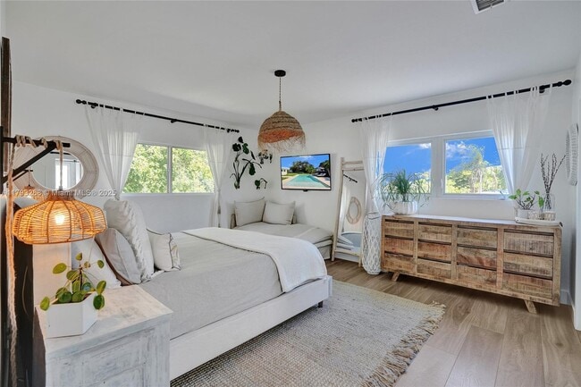 Photo - 17505 SW 90th Ave House