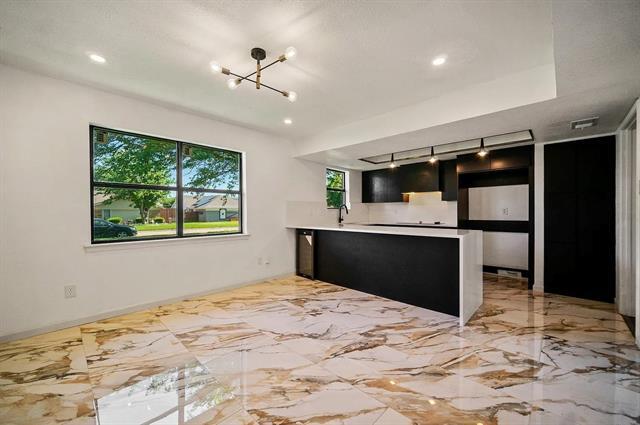 Photo - 2500 Laurel Ln