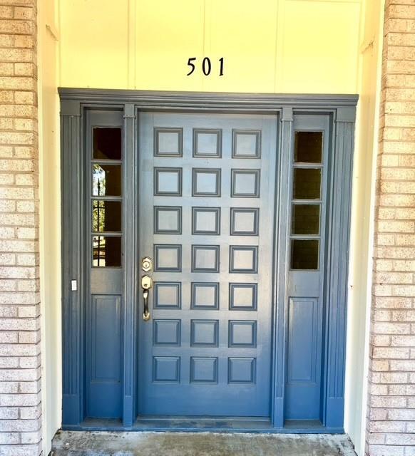 Photo - 501 Huntleigh Way