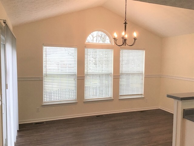 Photo - 5954 Courtney Pl