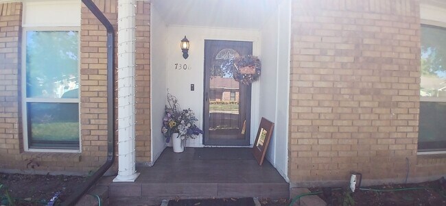 Photo - Move-In Ready Dallas Gem — 4 Bedrooms, 2 L...