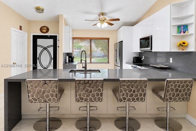 Photo - 21034 Chinaberry Dr