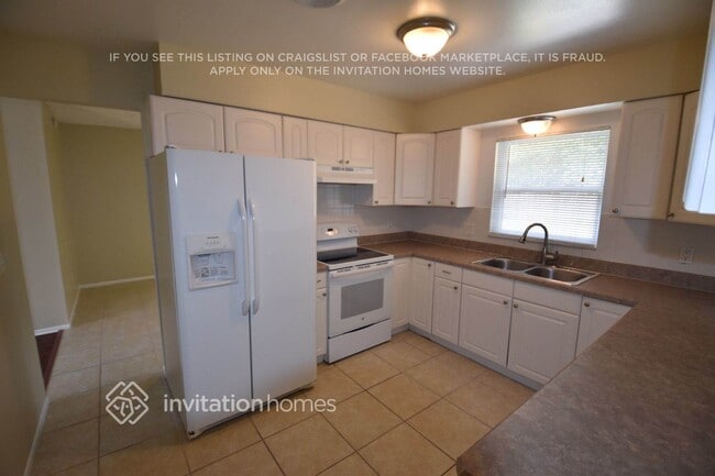 Photo - 5025 Tangerine Way