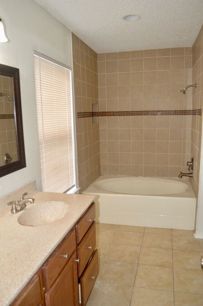 Photo - Charming 3 bed 2 bath with a converted gar...