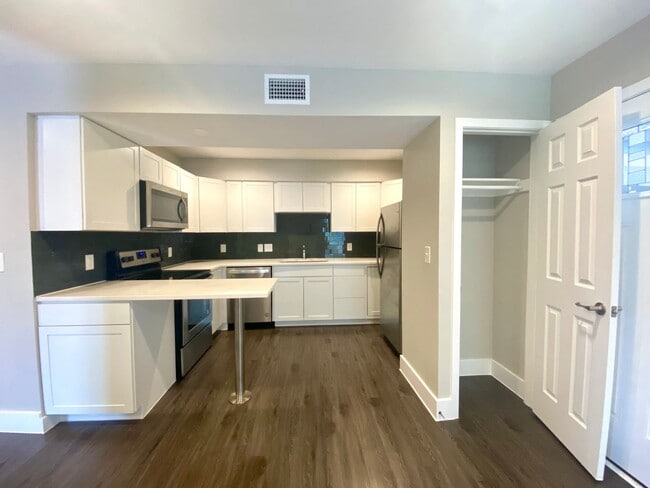 Photo - Remodel Condo - Minutes to Downtown Austin
