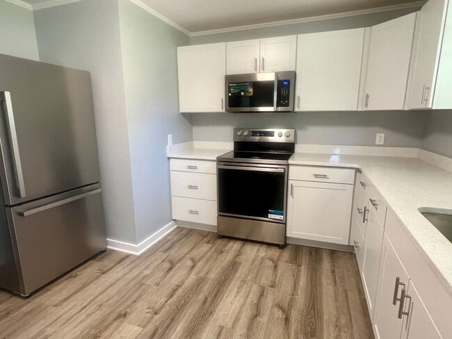 Photo - Three bedroom, 1 bath house in Burlington