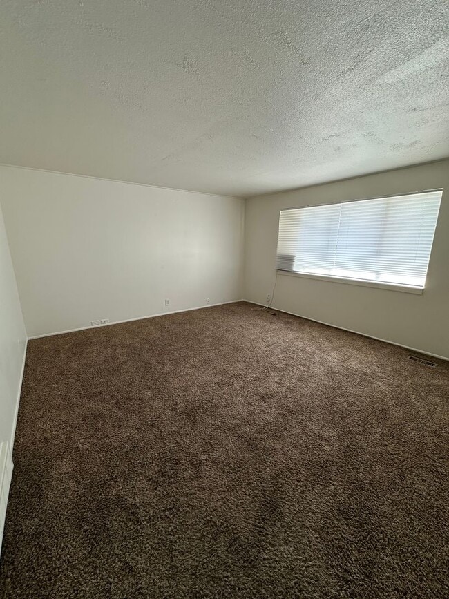 Photo - 259 E 5900 S Unit 1