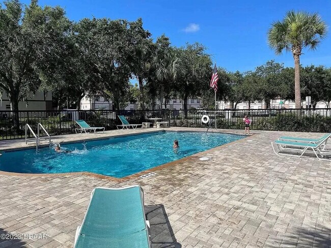 Photo - 430 Banana Cay Dr Unit F