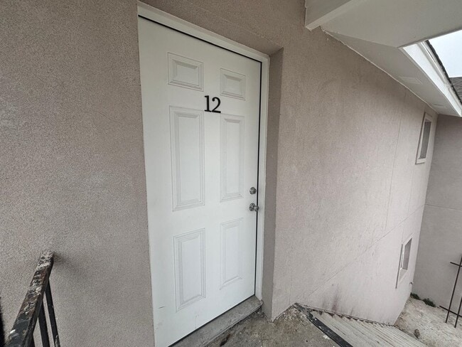 Photo - 1303 Philadelphia St Unidad 12